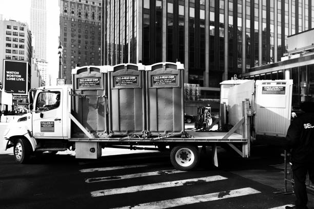 Best Porta potty rental near me  in Rossford, OH